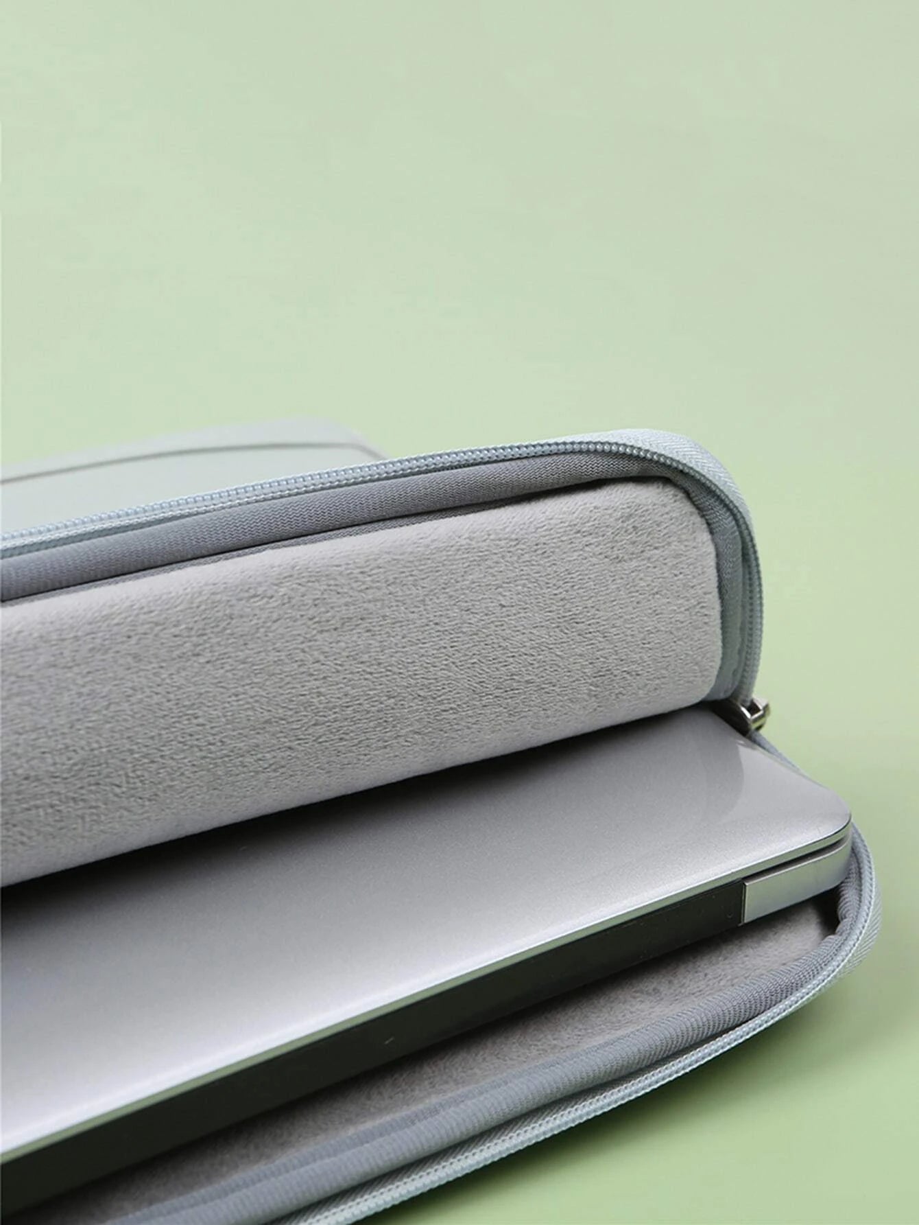 Funda gris para MacBook