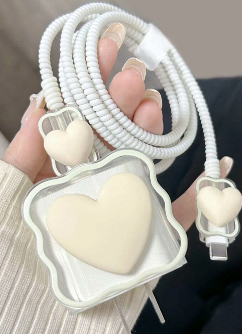 Protector para cable de carga: White heart