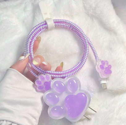 Protector para cable de carga: Lilac kitty paw