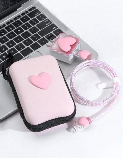 SET: Estuche y protector para cable de carga: Pink Heart