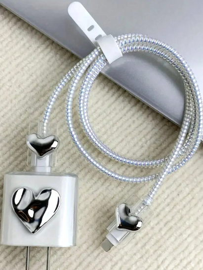 SET: Estuche y protector para cable de carga: Silver Heart